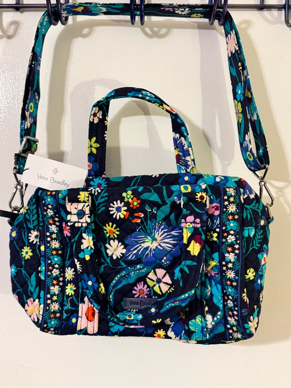 Vera Bradley. Iconic 100 Handbag. Moonlight Garden" NWT